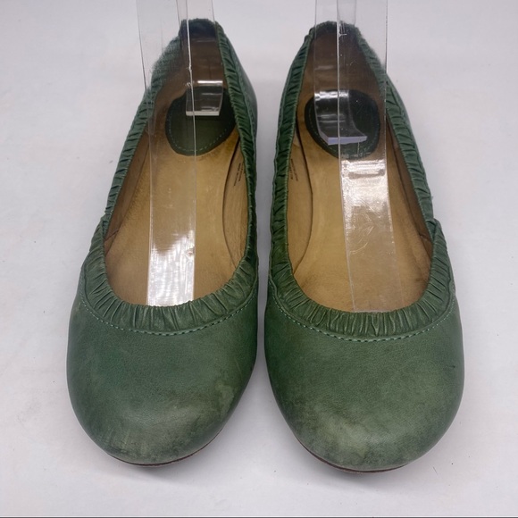 Frye Molly Green Piping Leather Flats - Picture 3 of 6